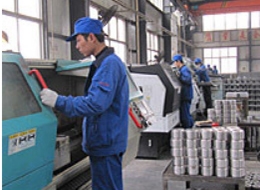 ورشة ماكينات التصنيع الآلي CNC